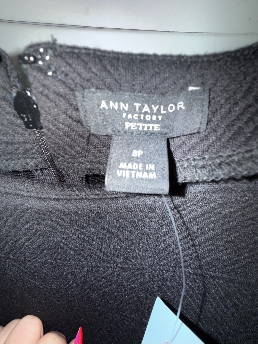 NWT Ann Taylor Factory Black Textured Short Sleeve Sheath Dress - Picture 3 of 6